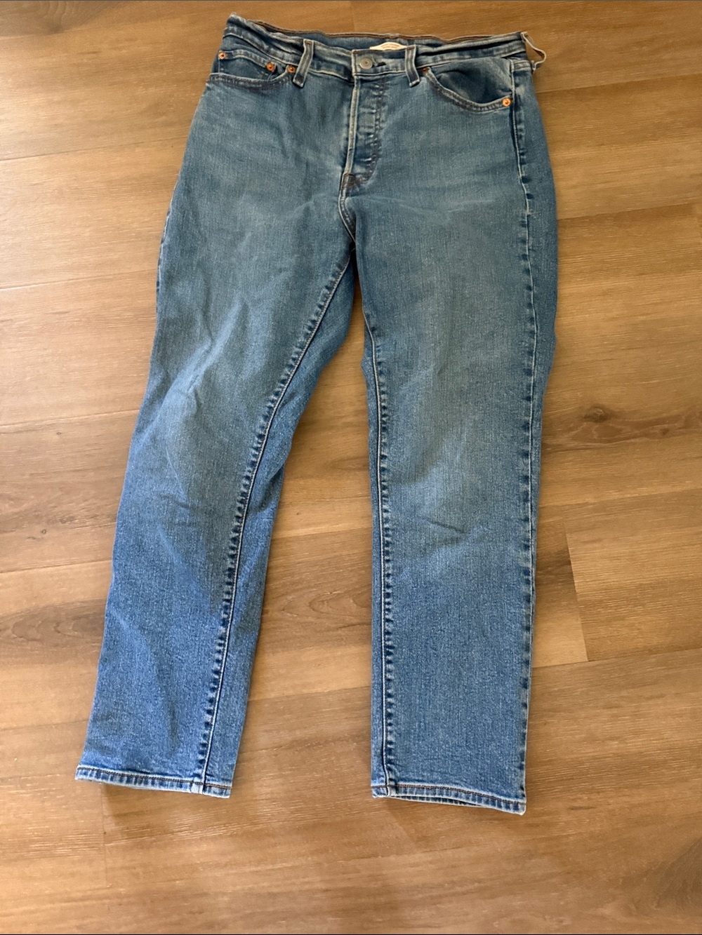 Levi's Wedgie Straight Jean